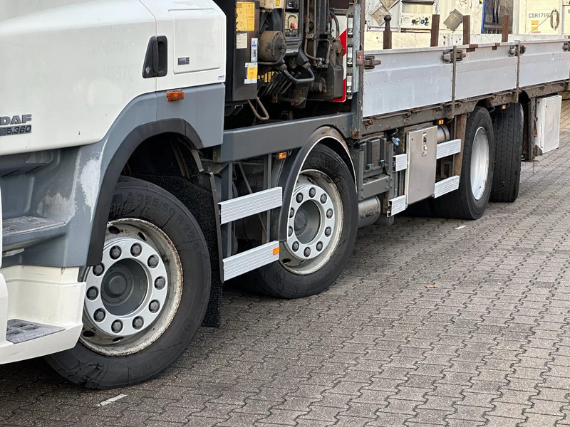 DAF CF 85.360 8x2*6 HIAB 42T/m Crane *NL-Truck* - Camion plateau, Camion grue: photos 4 DAF CF 85.360 8x2*6 HIAB 42T/m Crane *NL-Truck* - Camion plateau, Camion grue: photos 4