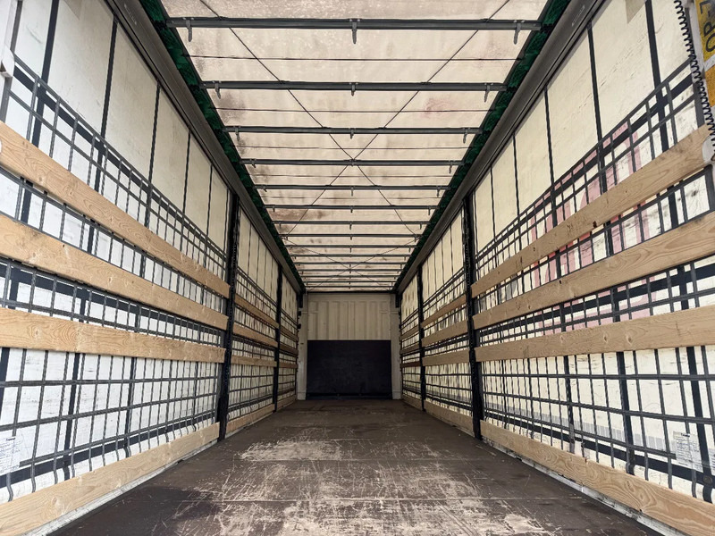 Krone City trailer met schuifzeilen / 2500 Laadklep / Stuur-as / APK - Semi-remorque rideaux coulissants: photos 4 Krone City trailer met schuifzeilen / 2500 Laadklep / Stuur-as / APK - Semi-remorque rideaux coulissants: photos 4