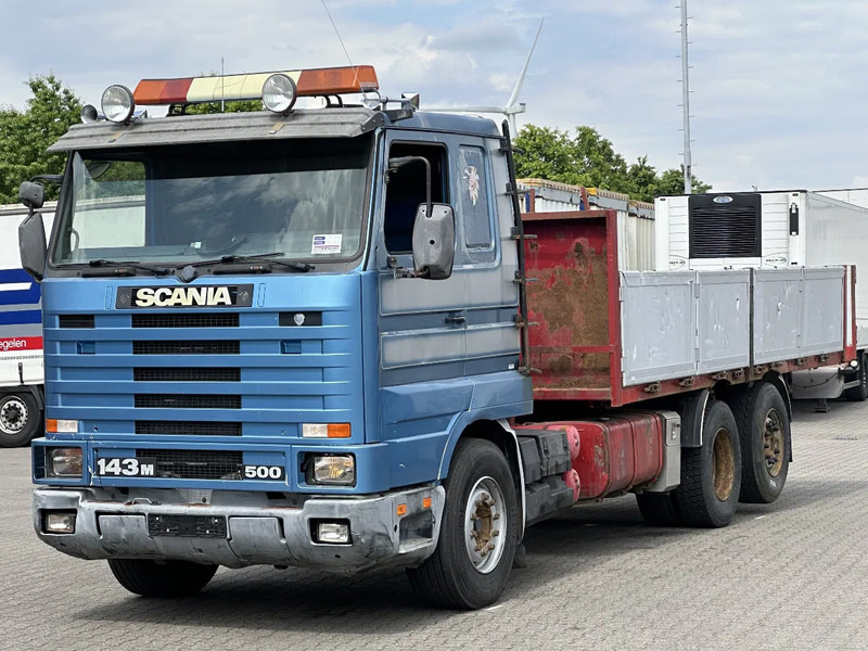 Scania R143-500 V8 6x2 Retarder Full Air Euro 1 - Camion plateau: photos 1 Scania R143-500 V8 6x2 Retarder Full Air Euro 1 - Camion plateau: photos 1