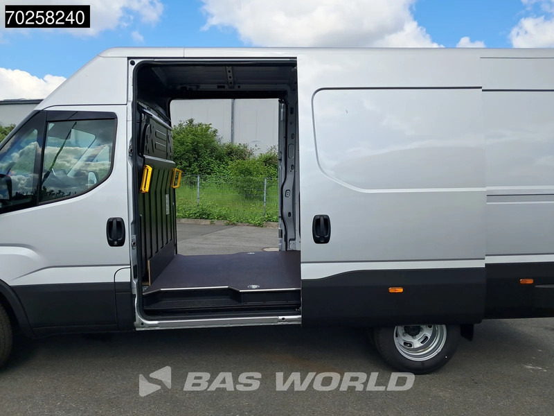 Iveco Daily 35C21 3.0L Automatik 2x Seitentür ACC LED Kamera L2 12m3 A/C - Fourgon utilitaire: photos 3 Iveco Daily 35C21 3.0L Automatik 2x Seitentür ACC LED Kamera L2 12m3 A/C - Fourgon utilitaire: photos 3