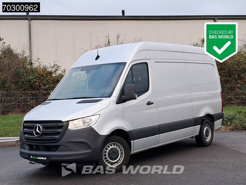 Mercedes-Benz Sprinter 315 CDI Automatik L2H2 150PS Klima Kamera Parkensensoren MBUX CarPlay Euro6 L2 A/C - Fourgonnette: photos 1 Mercedes-Benz Sprinter 315 CDI Automatik L2H2 150PS Klima Kamera Parkensensoren MBUX CarPlay Euro6 L2 A/C - Fourgonnette: photos 1