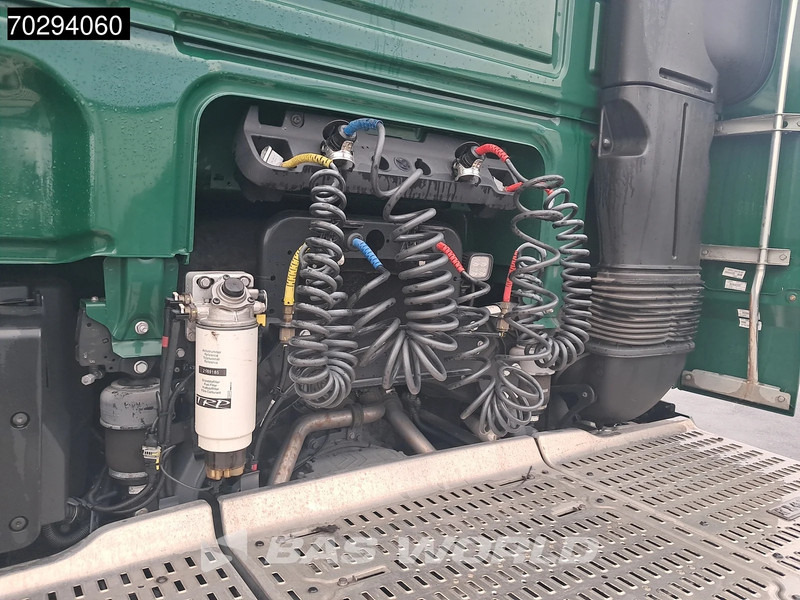 DAF XF 450 4X2 SSC Retarder Standklima LED ACC Euro 6 - Tracteur routier: photos 3 DAF XF 450 4X2 SSC Retarder Standklima LED ACC Euro 6 - Tracteur routier: photos 3