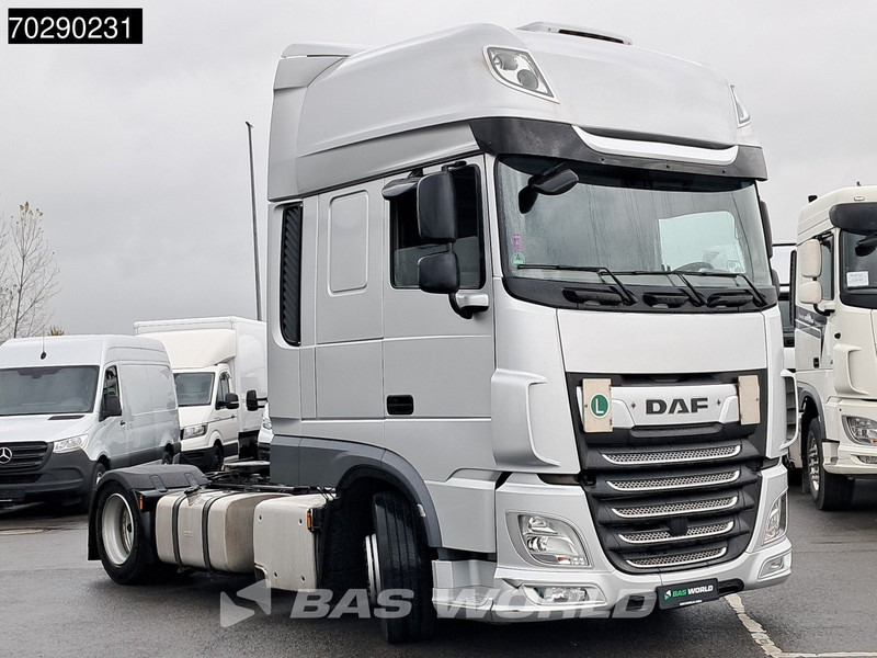 DAF XF 480 4X2 SSC Retarder Mega 2xTanks ACC LED Standklima Euro 6 - Tracteur routier: photos 2 DAF XF 480 4X2 SSC Retarder Mega 2xTanks ACC LED Standklima Euro 6 - Tracteur routier: photos 2