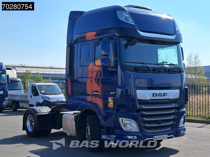 DAF XF 480 4X2 SSC Retarder PTO Standklima Alcoa's Navi ACC LED - Tracteur routier: photos 3 DAF XF 480 4X2 SSC Retarder PTO Standklima Alcoa's Navi ACC LED - Tracteur routier: photos 3