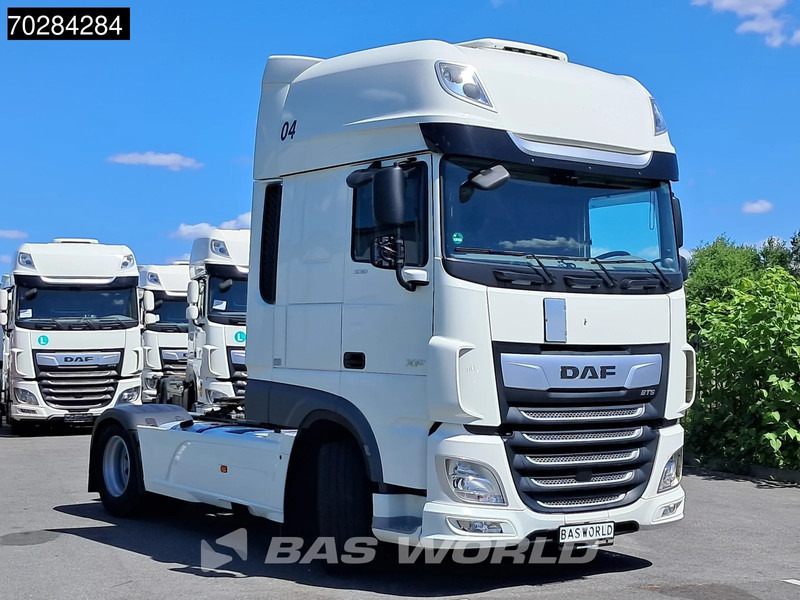 DAF XF 530 4X2 SSC Retarder 2x Tanks Standklima ACC LED - Tracteur routier: photos 3 DAF XF 530 4X2 SSC Retarder 2x Tanks Standklima ACC LED - Tracteur routier: photos 3