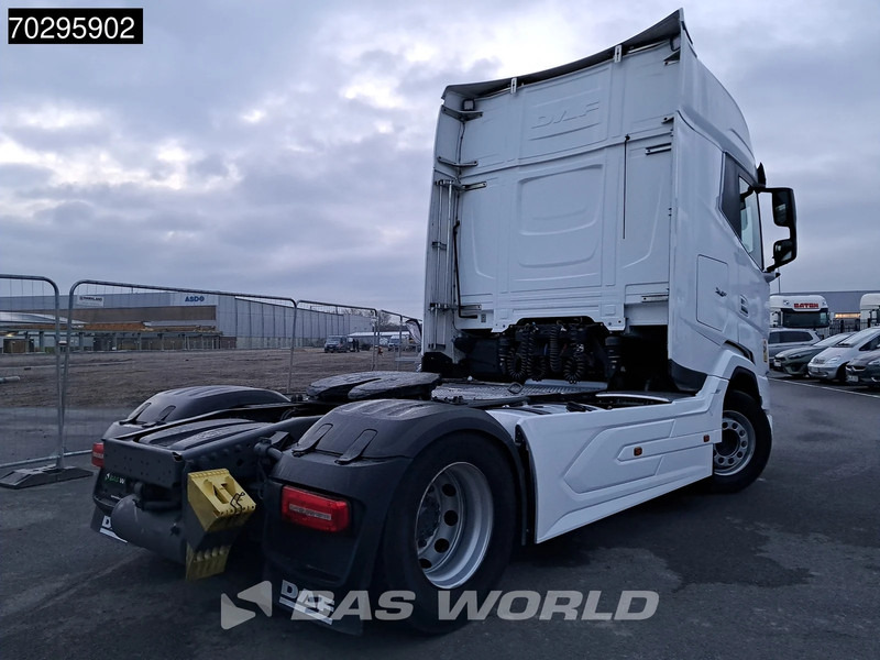 Tracteur routier DAF XG+ 530 4X2 Retarder 2xTanks ACC Standklima: photos 6 Tracteur routier DAF XG+ 530 4X2 Retarder 2xTanks ACC Standklima: photos 6