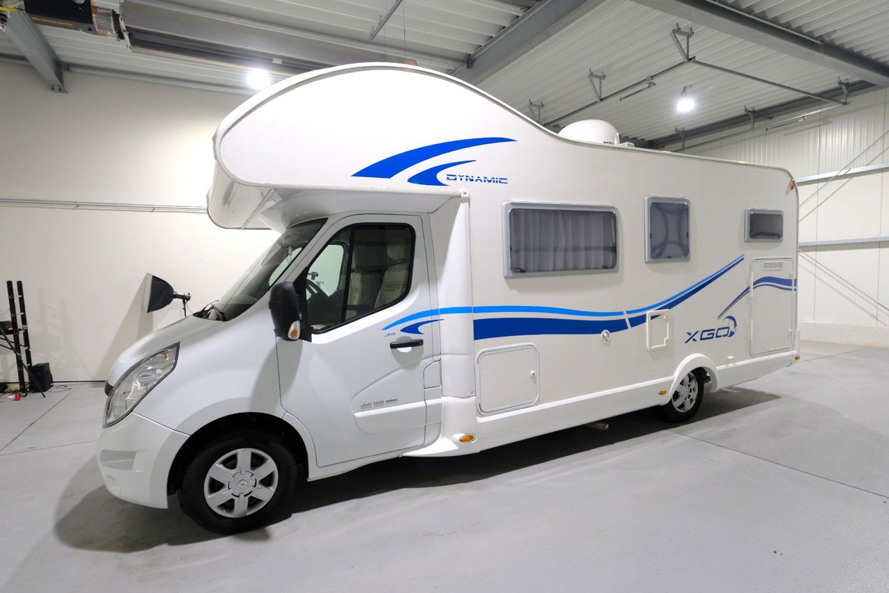 XGO Dynamic 35 / Festbett / Garage / Finanzierung - Camping-car capucine: photos 3 XGO Dynamic 35 / Festbett / Garage / Finanzierung - Camping-car capucine: photos 3