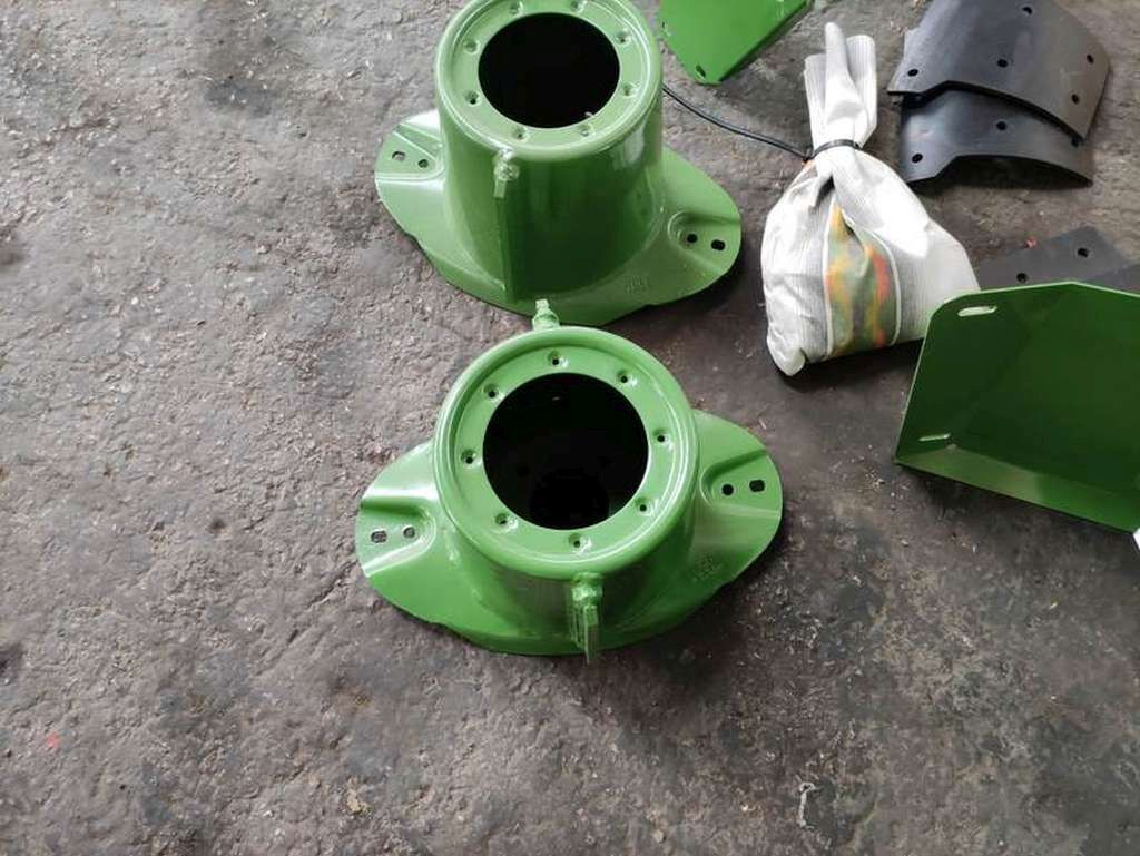 Krone Beipack Schmäleres Schwad zu EC F 28/32 M (14273) - Pièces de rechange pour Faucheuse: photos 5 Krone Beipack Schmäleres Schwad zu EC F 28/32 M (14273) - Pièces de rechange pour Faucheuse: photos 5