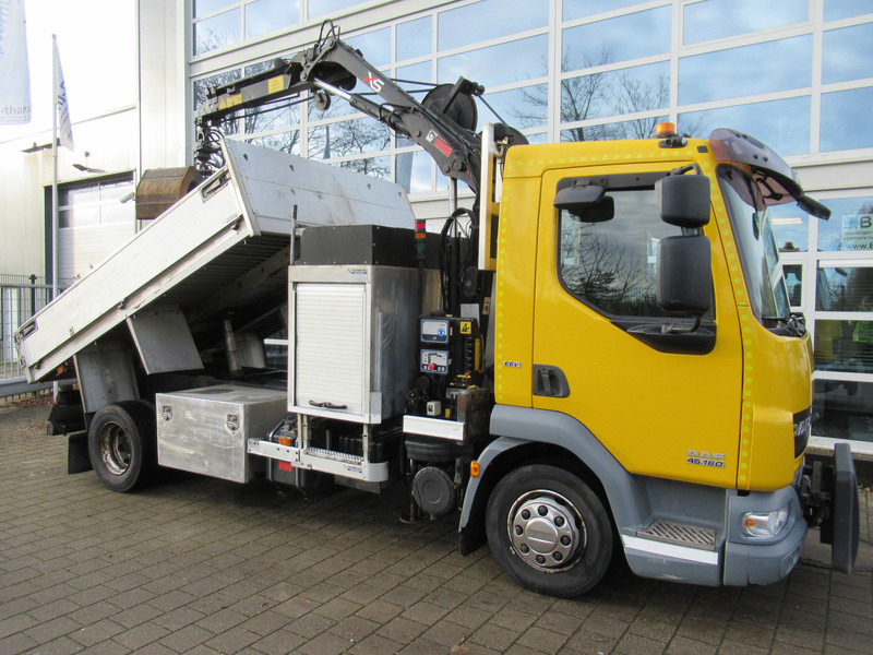 DAF LF45.160 EEV Kipper + HIAB 044 D-3 RF Kran Crane - Camion benne, Camion grue: photos 3 DAF LF45.160 EEV Kipper + HIAB 044 D-3 RF Kran Crane - Camion benne, Camion grue: photos 3