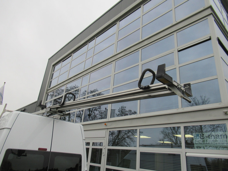 Fourgonnette Ford Transit 280M 2.2 TDCI 74KW L2 H3 Ladder lift imperiaal: photos 15 Fourgonnette Ford Transit 280M 2.2 TDCI 74KW L2 H3 Ladder lift imperiaal: photos 15