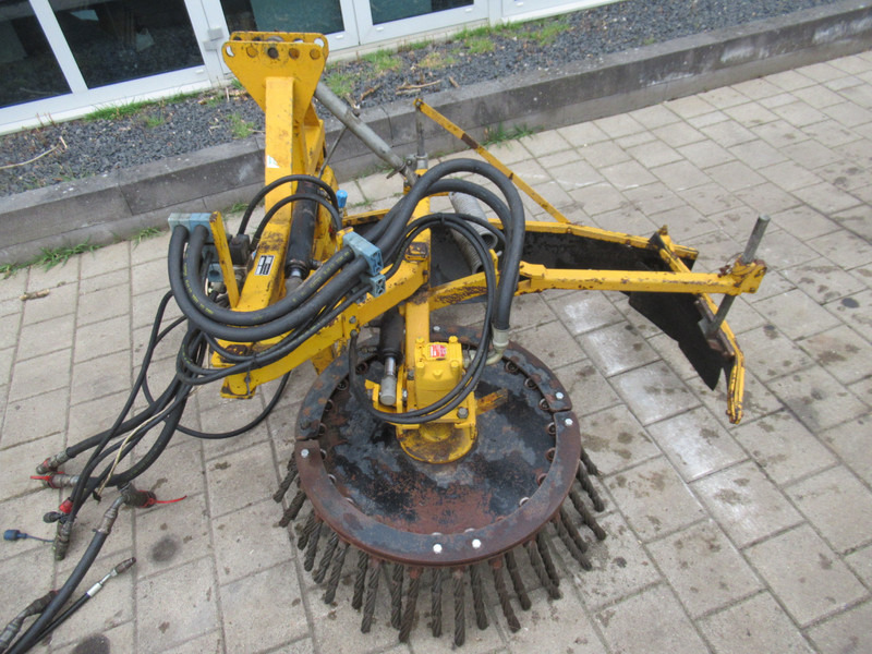 HWH RH-25315 Onkruidborstel Zwaar + HYDRO unit - Balayeuse de voirie: photos 3 HWH RH-25315 Onkruidborstel Zwaar + HYDRO unit - Balayeuse de voirie: photos 3