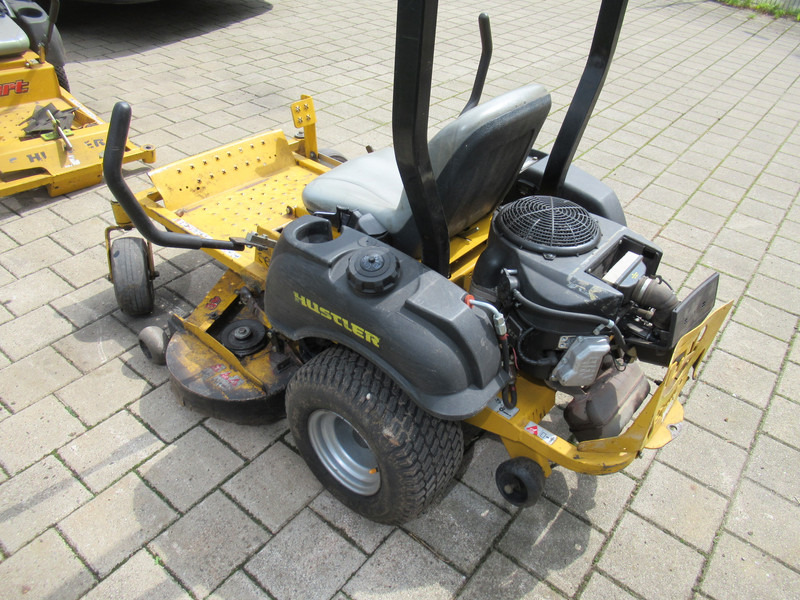 Hustler SPORT 0-Turn Maaier / Mower for parts / Defect - Motofaucheuse: photos 5 Hustler SPORT 0-Turn Maaier / Mower for parts / Defect - Motofaucheuse: photos 5