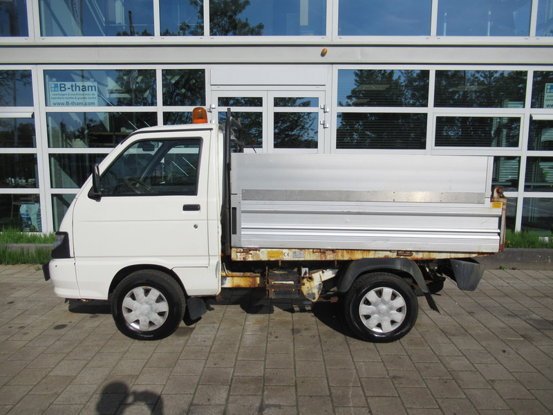 Piaggio Porter 1.3 Kipper SL Extra - Utilitaire benne: photos 3 Piaggio Porter 1.3 Kipper SL Extra - Utilitaire benne: photos 3