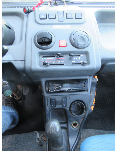Utilitaire benne Piaggio Porter 1.3 Kipper SL Extra: photos 12