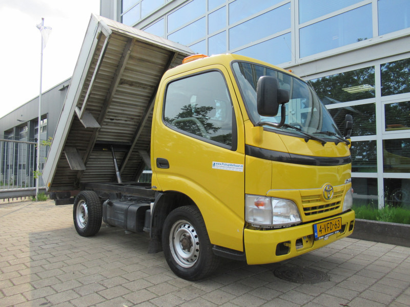 Toyota Dyna 100 3.0 D-4D 80KW kipper - Tipper - Utilitaire benne: photos 3 Toyota Dyna 100 3.0 D-4D 80KW kipper - Tipper - Utilitaire benne: photos 3