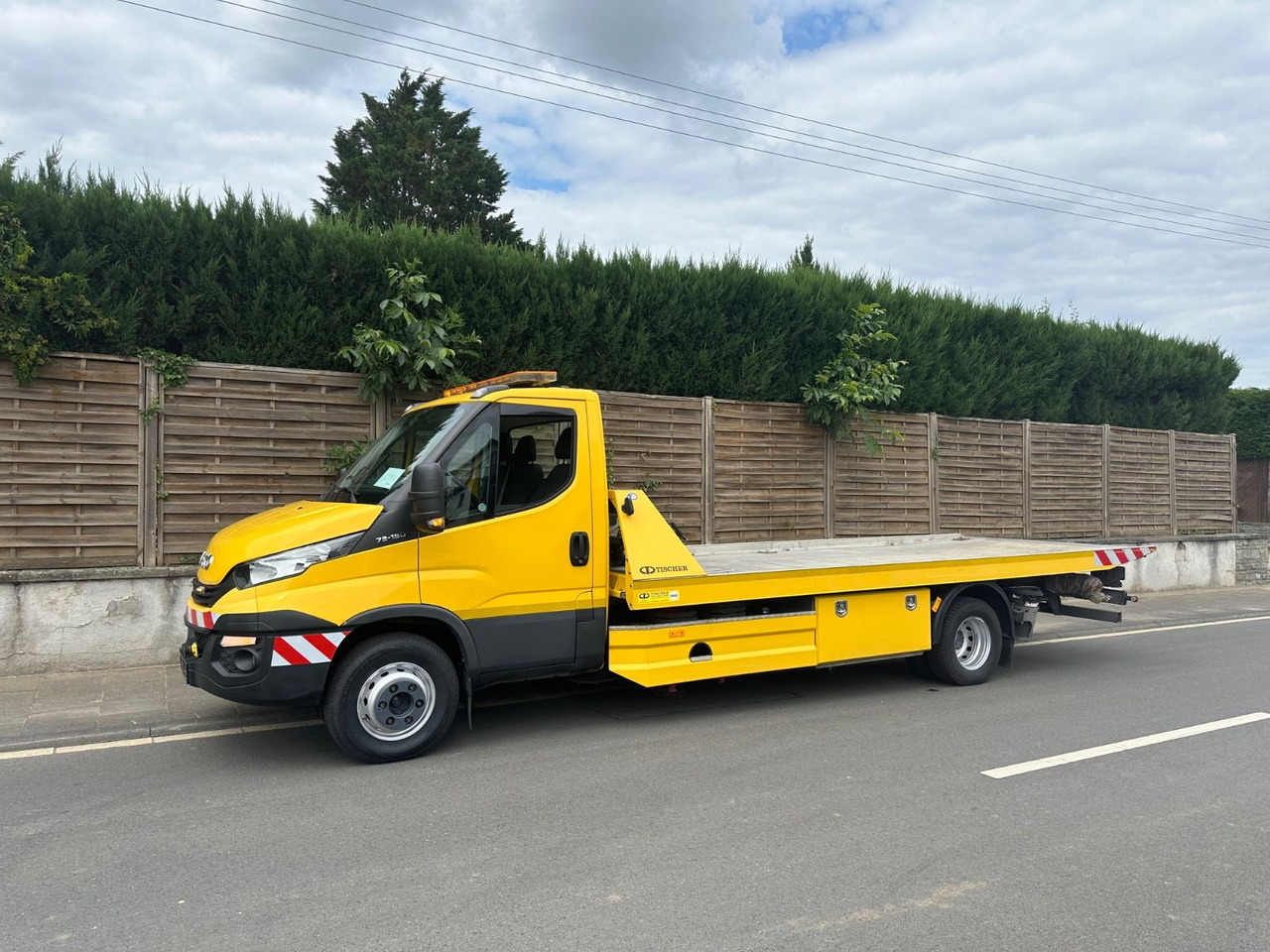 Iveco Daily 70c18 Schiebeplateau/Seilwinde/Funk - Remorqueuse: photos 1 Iveco Daily 70c18 Schiebeplateau/Seilwinde/Funk - Remorqueuse: photos 1