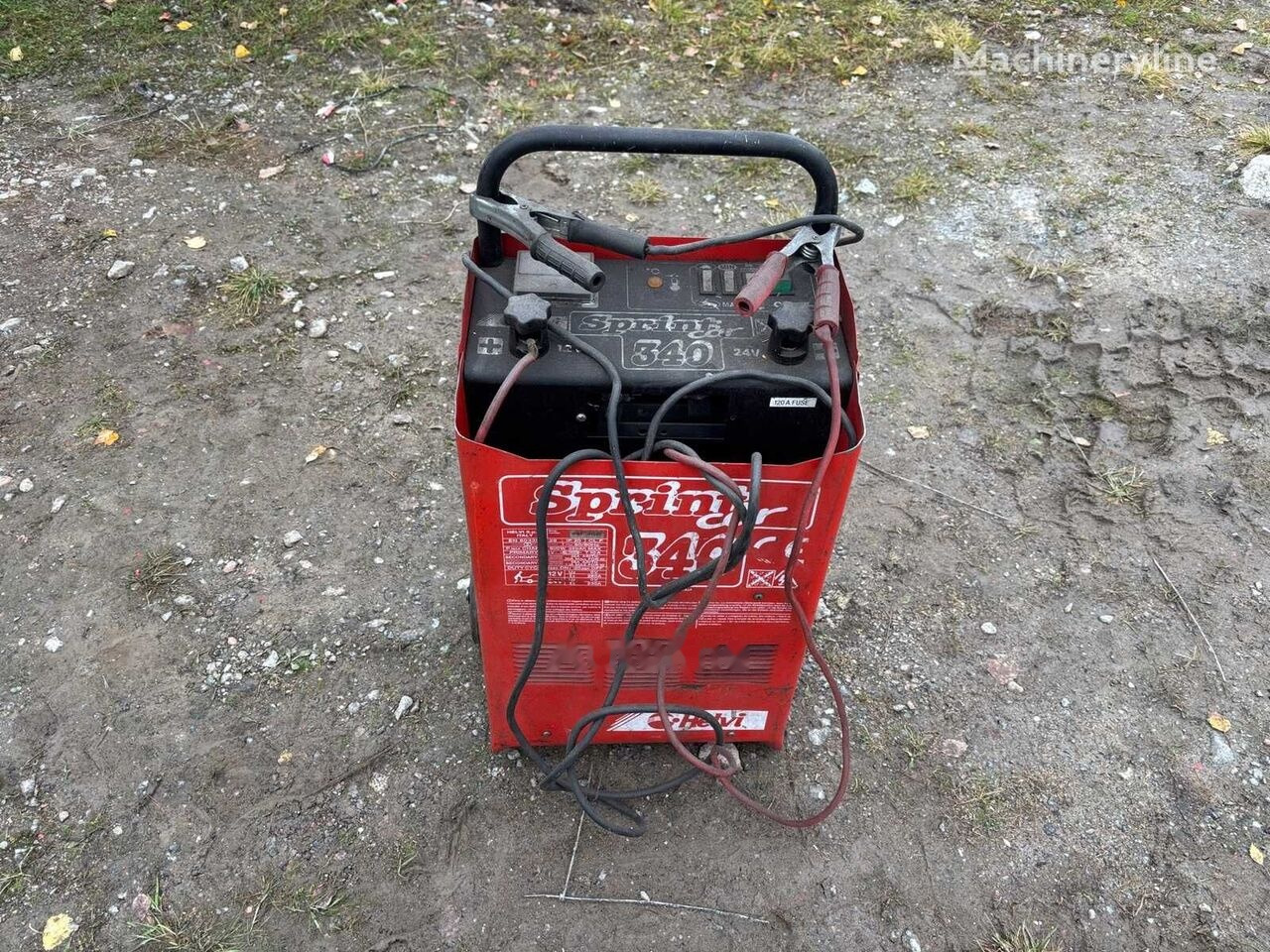 Équipement de garage Battery charger Helvi Sprint car 340