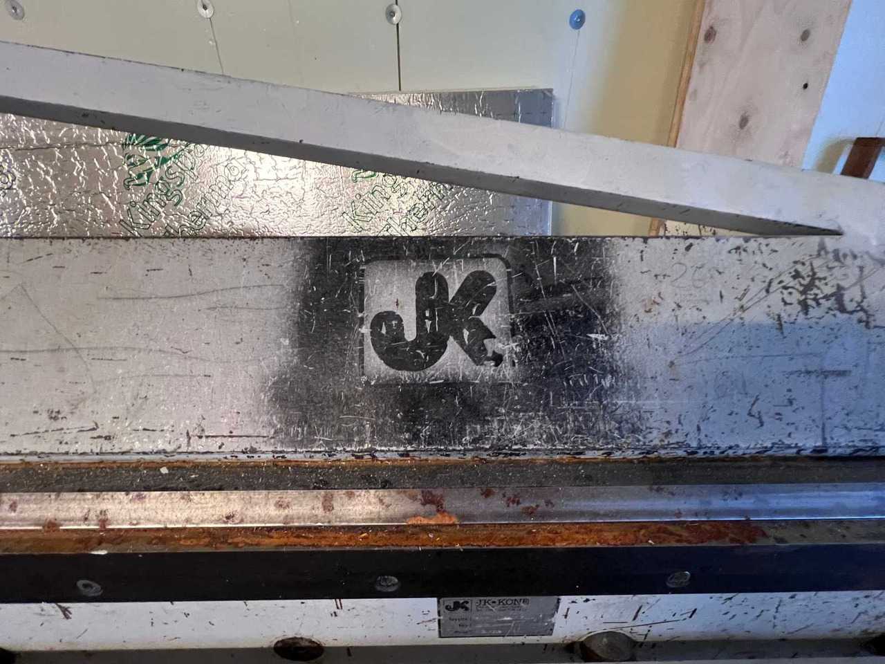 Sheet metal bending machine JK-Kone LK-E 25-3050 - Machine à métaux: photos 4 Sheet metal bending machine JK-Kone LK-E 25-3050 - Machine à métaux: photos 4