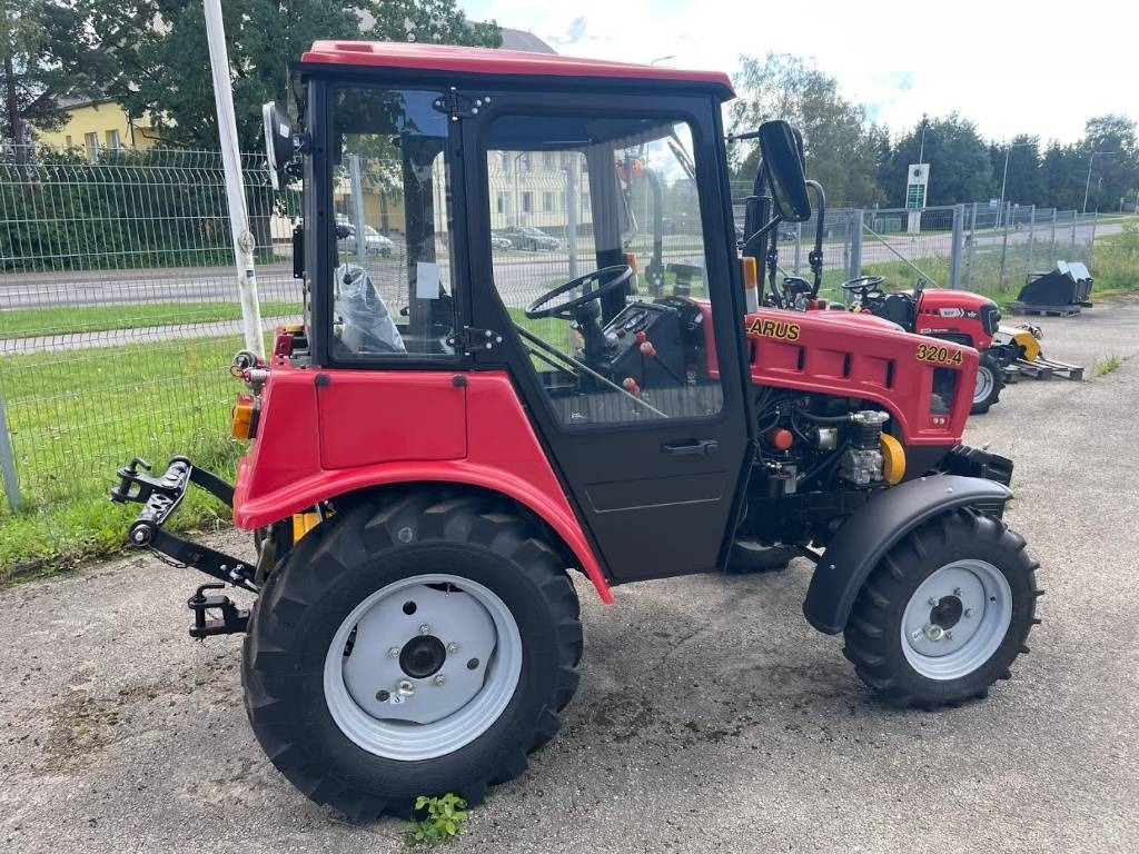 Belarus 320.4 - Tracteur agricole: photos 3 Belarus 320.4 - Tracteur agricole: photos 3