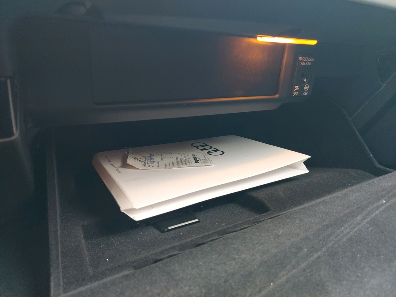 Voiture break Audi A4 Avant 50 TDI Quattro S-Line Pano ACC Radar: photos 9 Voiture break Audi A4 Avant 50 TDI Quattro S-Line Pano ACC Radar: photos 9