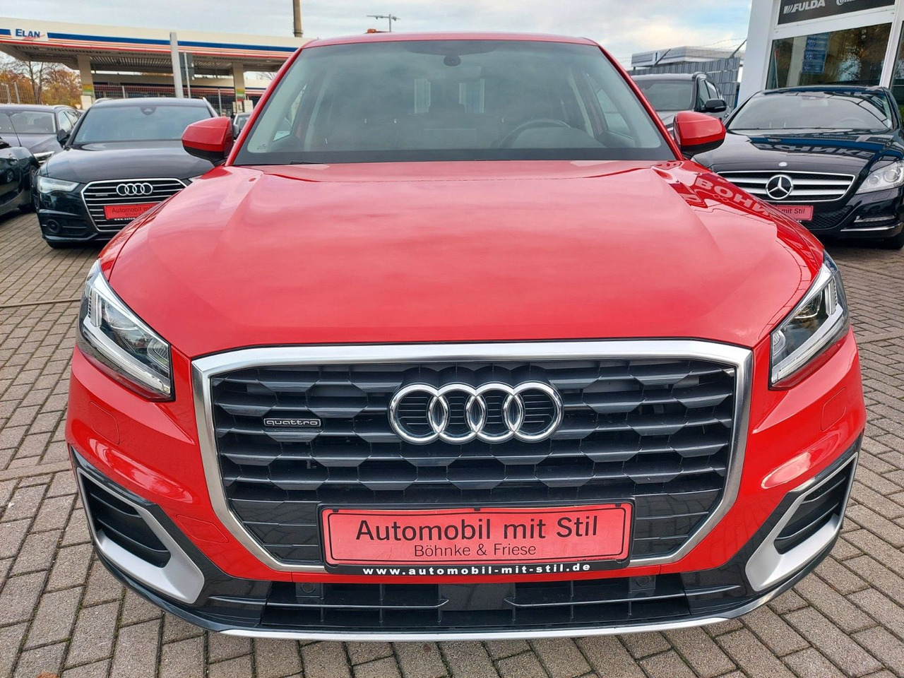 Audi Q2 40 TFSI quattro sport LED Leder Kamera AHK - SUV: photos 4 Audi Q2 40 TFSI quattro sport LED Leder Kamera AHK - SUV: photos 4