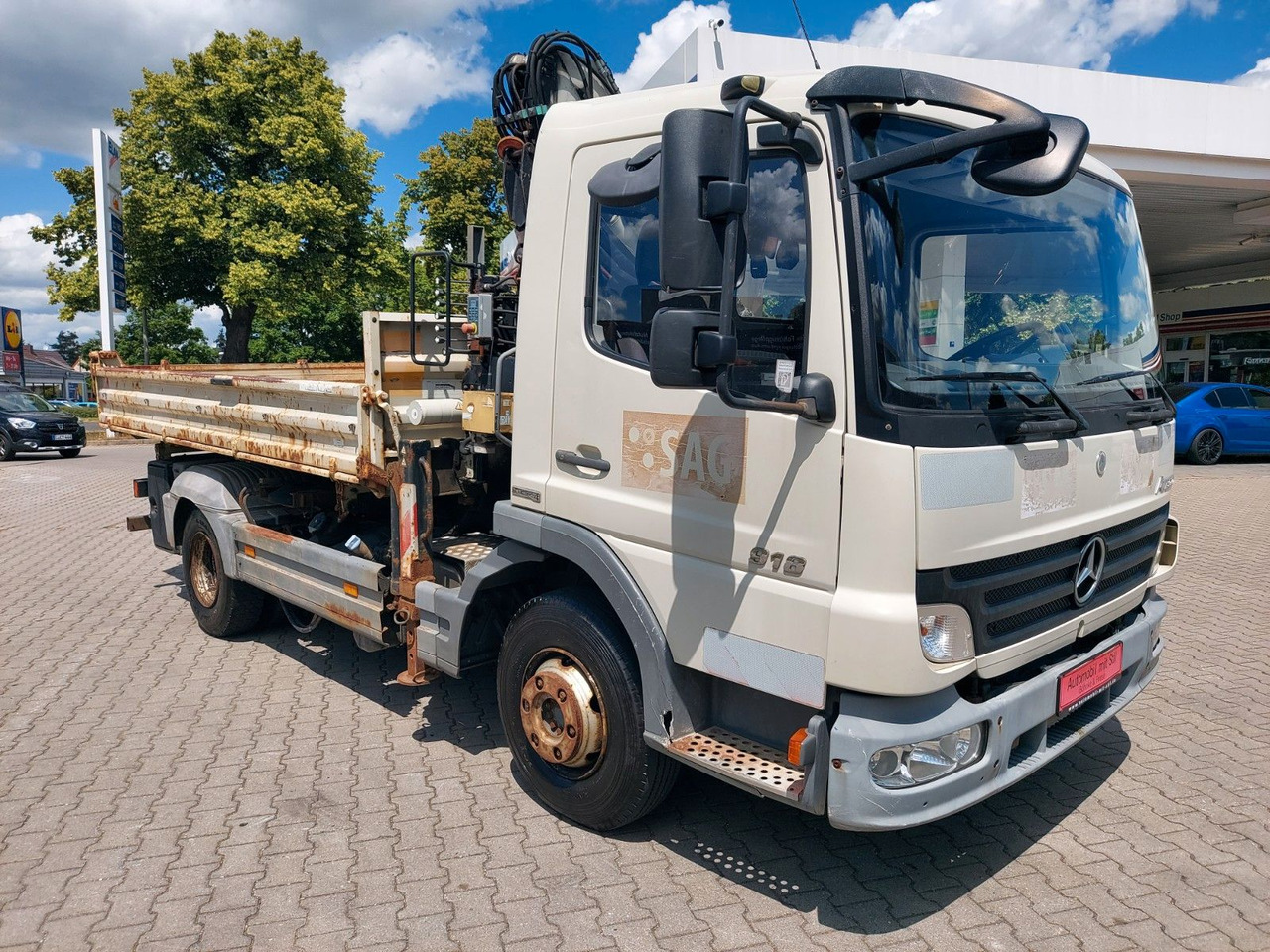 Mercedes-Benz Atego 2 918 3-Seiten Kipper KRAN TEREX 65.2 - Camion benne, Camion grue: photos 1 Mercedes-Benz Atego 2 918 3-Seiten Kipper KRAN TEREX 65.2 - Camion benne, Camion grue: photos 1