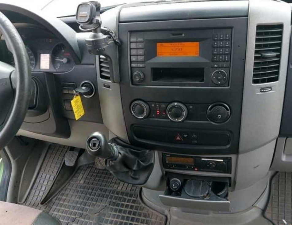 Mercedes-Benz Sprinter II Kasten 316 CDI hoch Klima Standheiz - Transport de personnes: photos 3 Mercedes-Benz Sprinter II Kasten 316 CDI hoch Klima Standheiz - Transport de personnes: photos 3