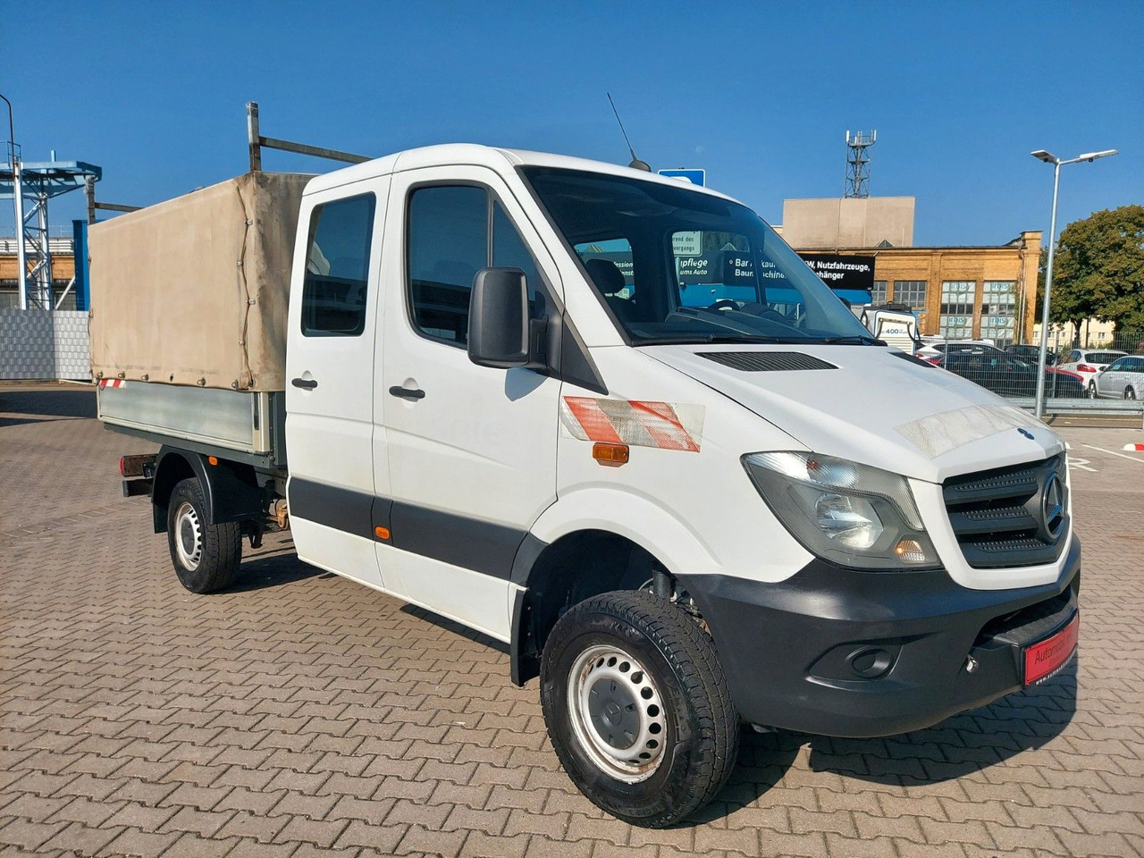 Mercedes-Benz Sprinter II Pritsche DoKa 316 4X4 6Sitze Klima - Utilitaire rideaux coulissants (PLSC), Utilitaire double cabine: photos 1 Mercedes-Benz Sprinter II Pritsche DoKa 316 4X4 6Sitze Klima - Utilitaire rideaux coulissants (PLSC), Utilitaire double cabine: photos 1