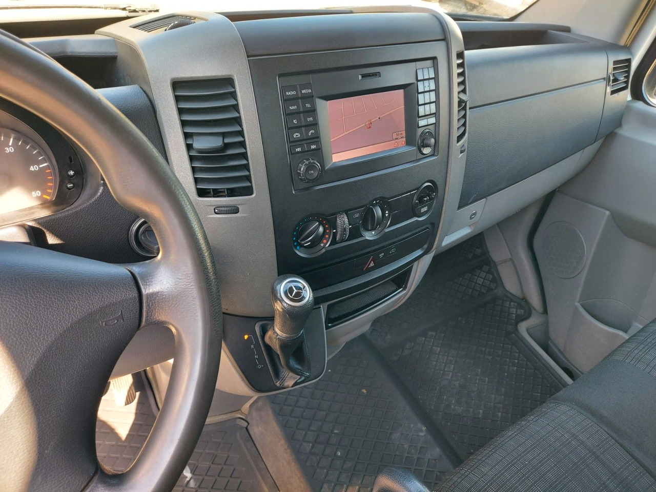 Utilitaire plateau, Utilitaire double cabine Mercedes-Benz Sprinter II Pritsche DoKa 316 Autom. lang 7Sitze: photos 10