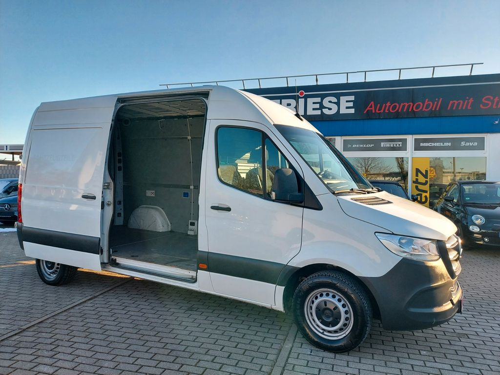 Mercedes-Benz Sprinter III Kasten FWD 211 CDI L2 H2 KLIMA hoch - Minibus, Transport de personnes: photos 1 Mercedes-Benz Sprinter III Kasten FWD 211 CDI L2 H2 KLIMA hoch - Minibus, Transport de personnes: photos 1