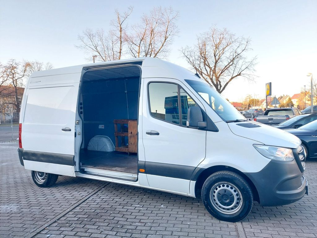 Mercedes-Benz Sprinter III Kasten FWD 211 L2 H2 Klimaautomatik - Minibus, Transport de personnes: photos 1 Mercedes-Benz Sprinter III Kasten FWD 211 L2 H2 Klimaautomatik - Minibus, Transport de personnes: photos 1