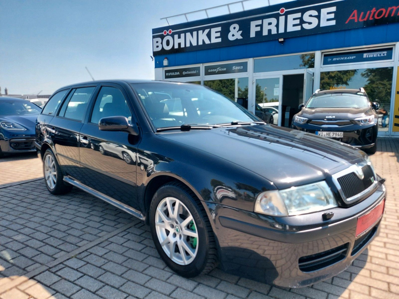 Skoda Octavia Combi RS Xenon DAB Teilleder AHK - Voiture break: photos 1 Skoda Octavia Combi RS Xenon DAB Teilleder AHK - Voiture break: photos 1