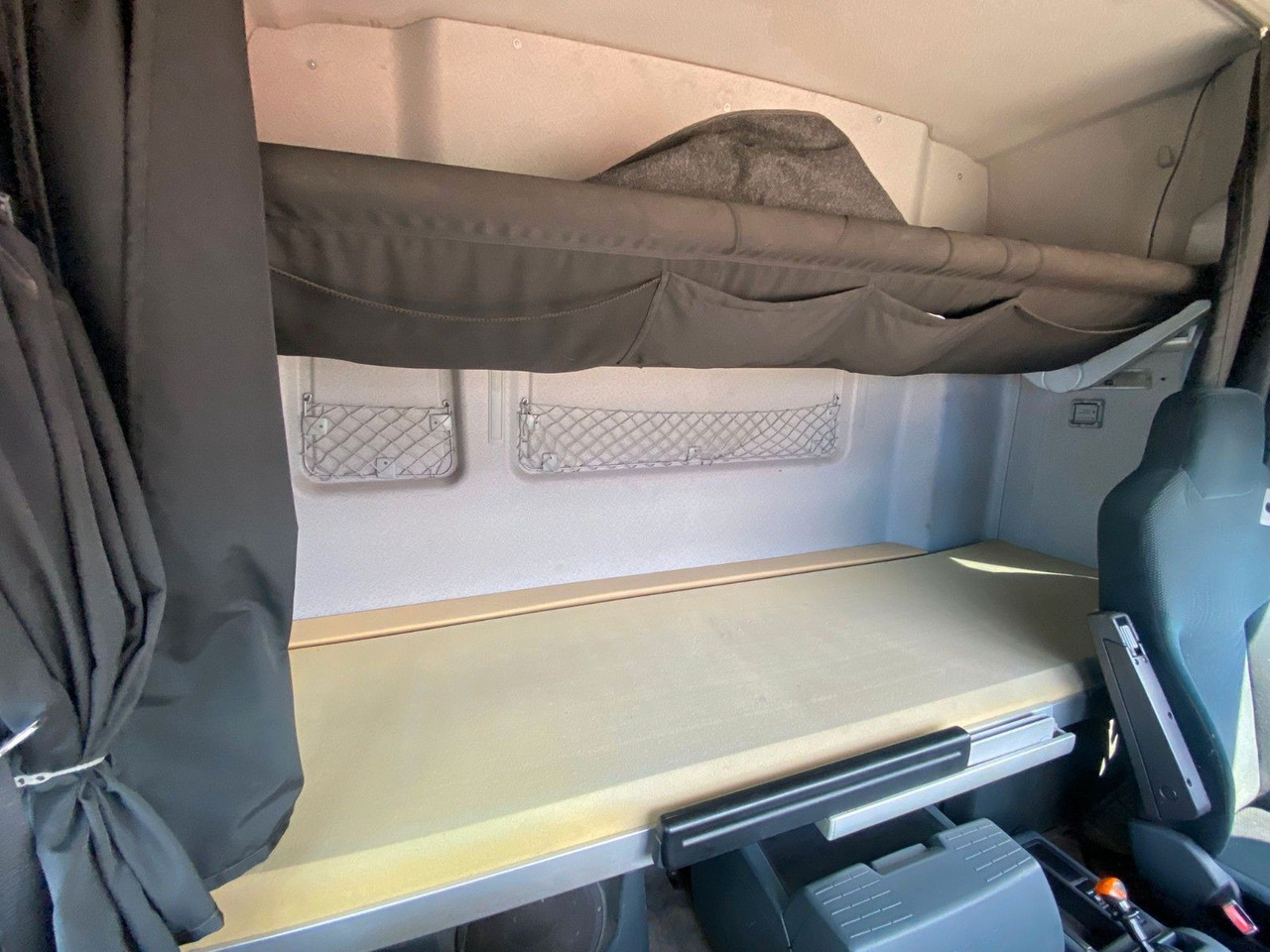 Tracteur routier MAN TGX 18.440 4x2 KIPPHYDRAULIK: photos 22 Tracteur routier MAN TGX 18.440 4x2 KIPPHYDRAULIK: photos 22