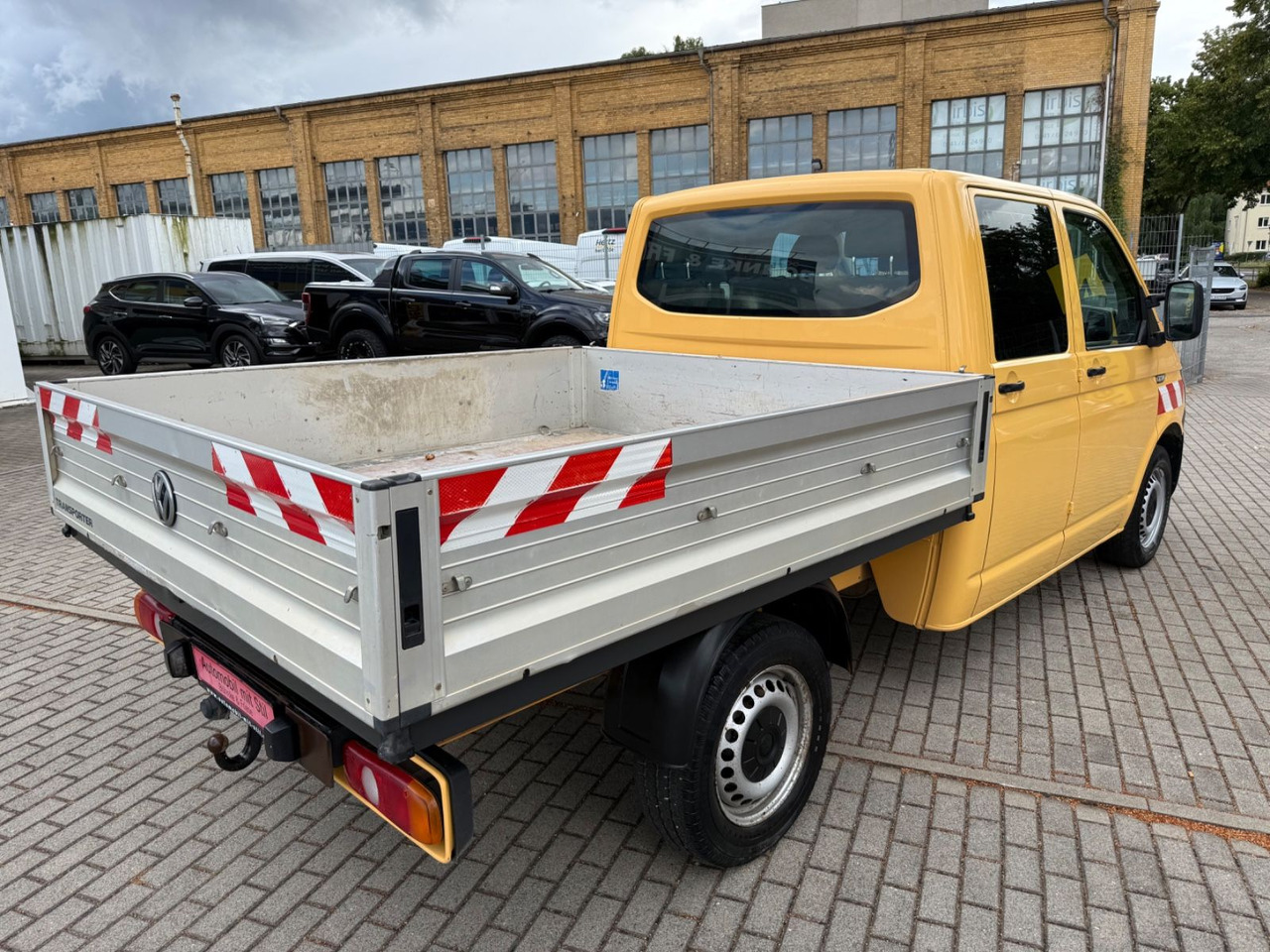 Volkswagen T6 Transporter Pritsche DOKA KLIMA NAVI - Utilitaire plateau, Utilitaire double cabine: photos 4 Volkswagen T6 Transporter Pritsche DOKA KLIMA NAVI - Utilitaire plateau, Utilitaire double cabine: photos 4