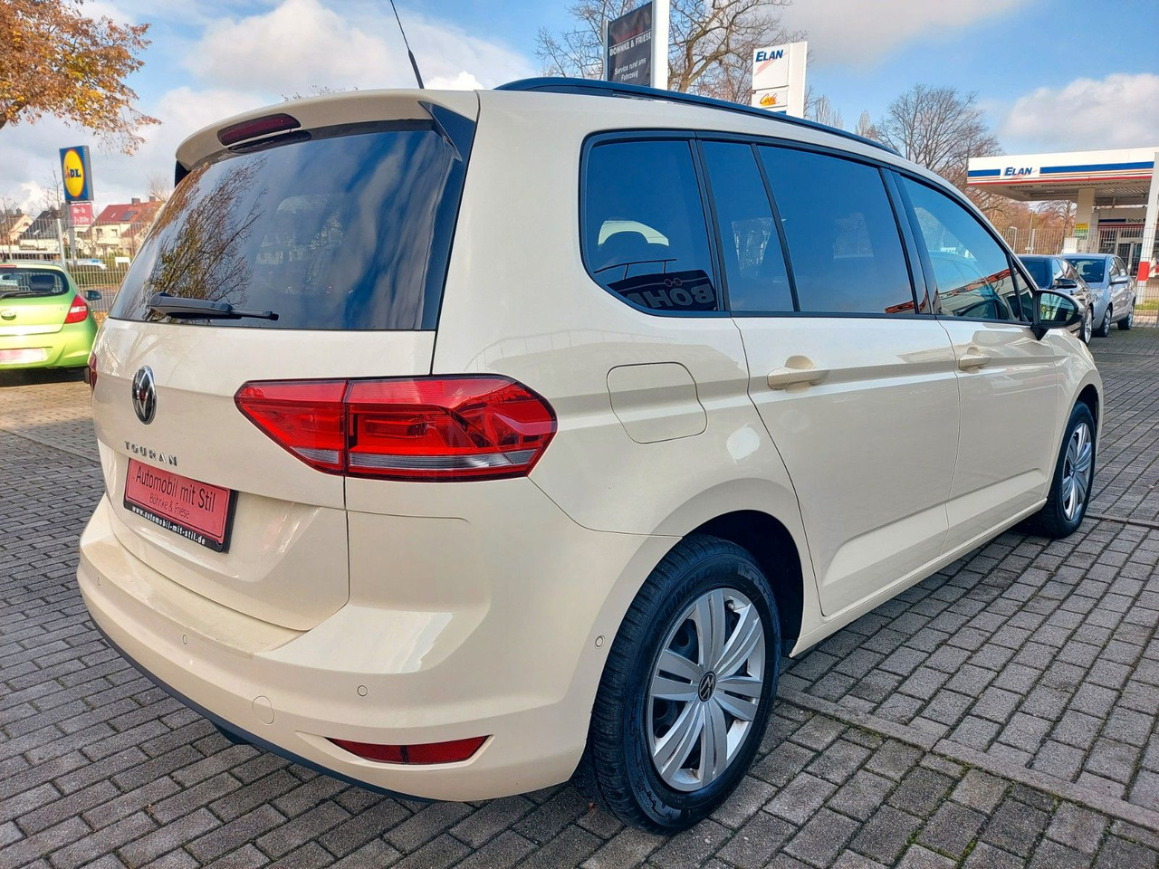 Volkswagen Touran 2.0 TDI SCR DSG Comfortline TAXI 7 Sitze - Transport de personnes: photos 4 Volkswagen Touran 2.0 TDI SCR DSG Comfortline TAXI 7 Sitze - Transport de personnes: photos 4