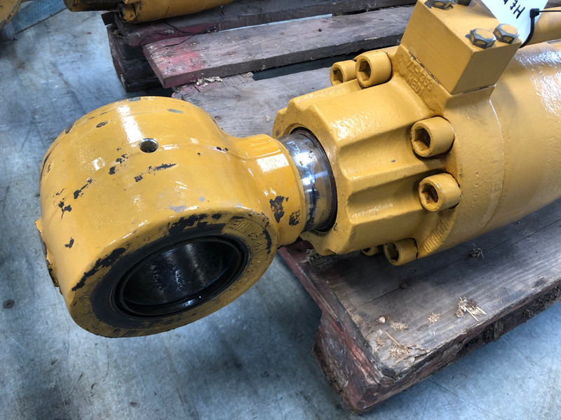 Caterpillar 322B Boomcylinder OEM 1184166 - Hydraulique: photos 3 Caterpillar 322B Boomcylinder OEM 1184166 - Hydraulique: photos 3