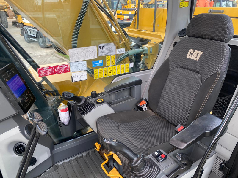 Caterpillar 323 07 (next gen) NVT - Pelle sur chenille: photos 4 Caterpillar 323 07 (next gen) NVT - Pelle sur chenille: photos 4