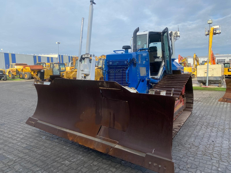 Caterpillar D6N LGP NVT - Bulldozer: photos 1 Caterpillar D6N LGP NVT - Bulldozer: photos 1