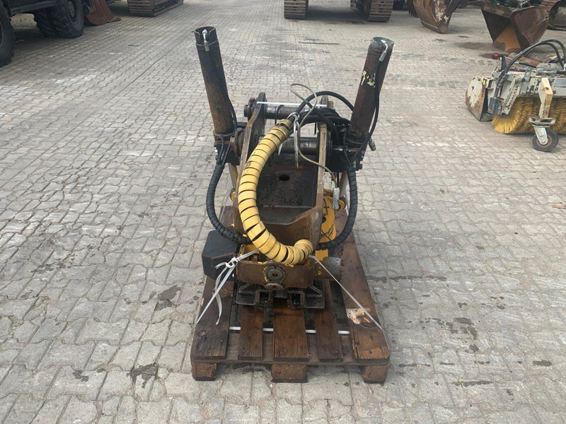 Engcon Engcon 20205 Rototilt NTP10 - Tiltrotator pour Engins de chantier: photos 1 Engcon Engcon 20205 Rototilt NTP10 - Tiltrotator pour Engins de chantier: photos 1