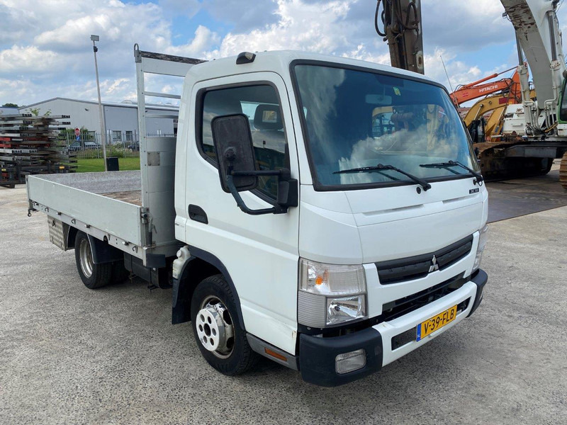 Mitsubishi Fuso Canter 3C18 NVT - Camion plateau: photos 2 Mitsubishi Fuso Canter 3C18 NVT - Camion plateau: photos 2