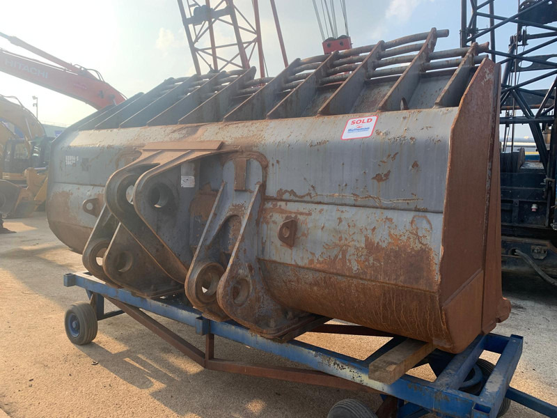 Volvo L350 F - Godet: photos 3 Volvo L350 F - Godet: photos 3