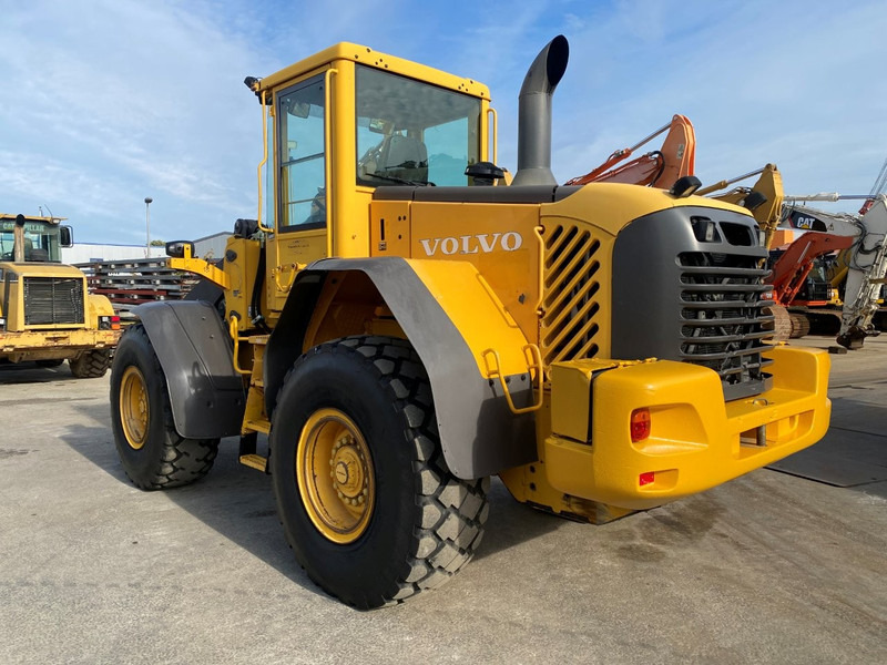 Chargeuse sur pneus Volvo L90E NVT: photos 11 Chargeuse sur pneus Volvo L90E NVT: photos 11