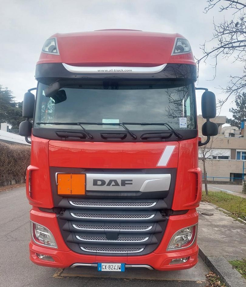 Daf xf 480 3 assi casse mobili INTARDER - Camion à rideaux coulissants: photos 3 Daf xf 480 3 assi casse mobili INTARDER - Camion à rideaux coulissants: photos 3