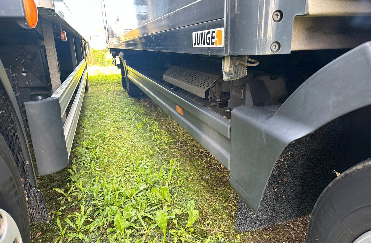 MERCEDES 818 FURGONE 7 MT E SPONDA EURO 6 - Camion fourgon: photos 5 MERCEDES 818 FURGONE 7 MT E SPONDA EURO 6 - Camion fourgon: photos 5