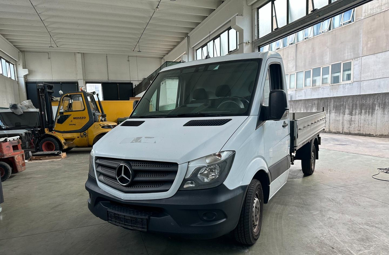MERCEDES SPRINTER 311 CASSONATO EURO 6 - Utilitaire plateau: photos 2 MERCEDES SPRINTER 311 CASSONATO EURO 6 - Utilitaire plateau: photos 2