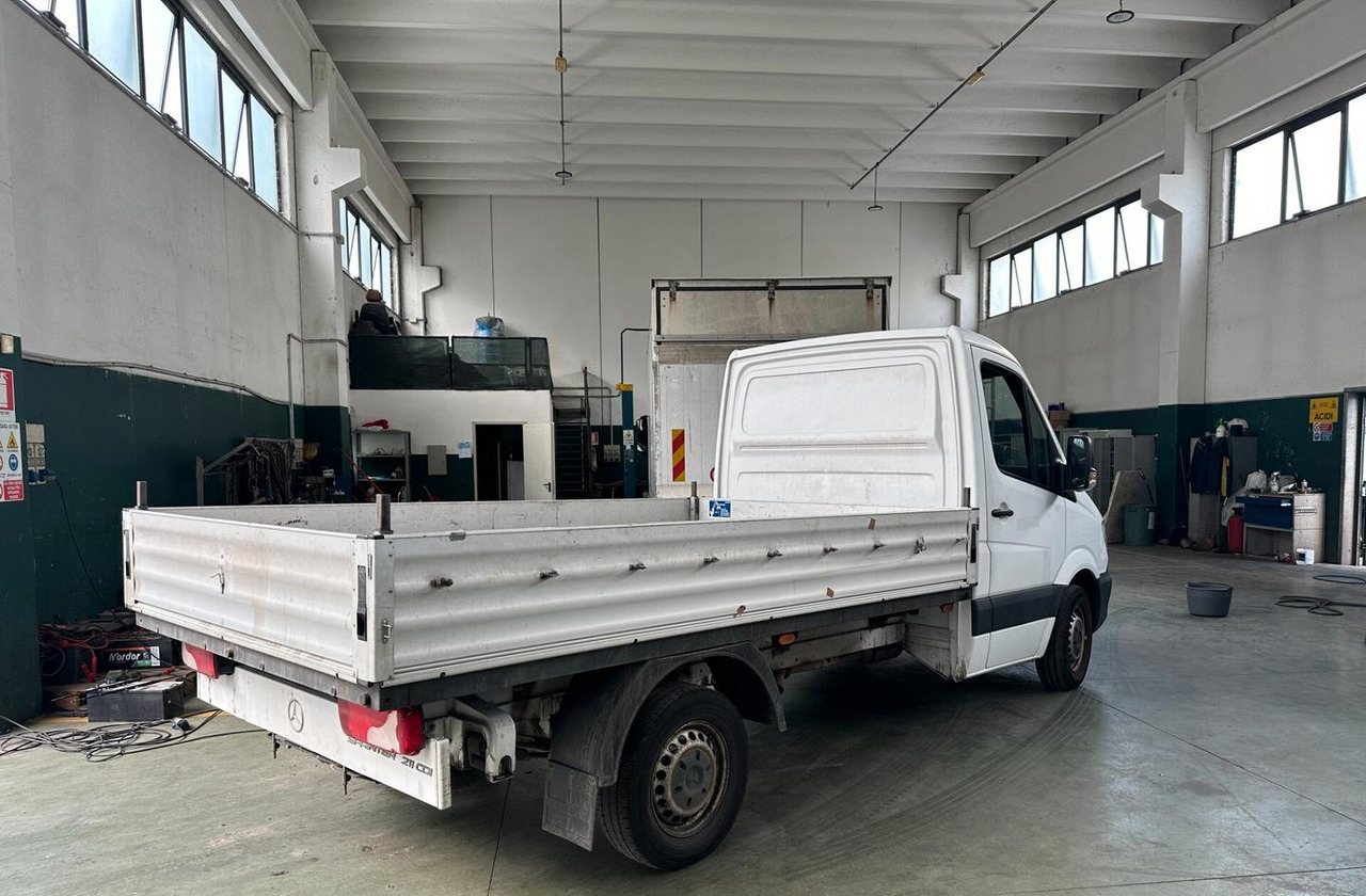 MERCEDES SPRINTER 311 CASSONATO EURO 6 - Utilitaire plateau: photos 4 MERCEDES SPRINTER 311 CASSONATO EURO 6 - Utilitaire plateau: photos 4
