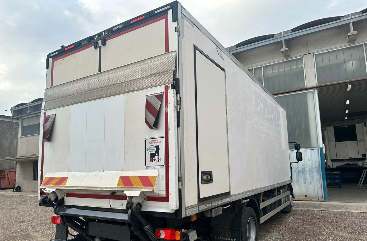 Renault Trucks - Camion frigorifique: photos 4 Renault Trucks - Camion frigorifique: photos 4