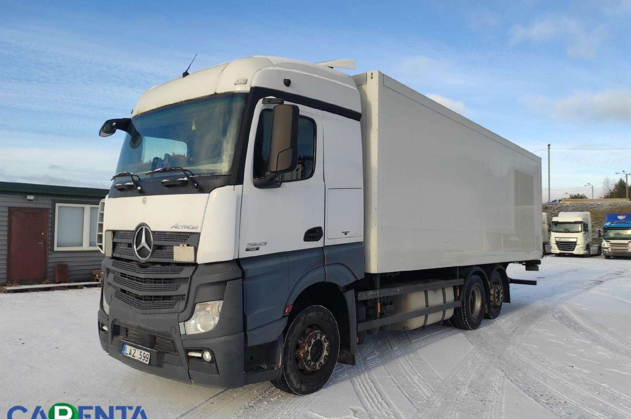 Mercedes-Benz Actros - Camion isothermique: photos 1 Mercedes-Benz Actros - Camion isothermique: photos 1