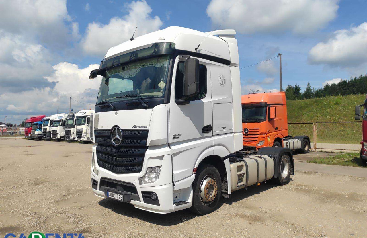 Mercedes-Benz Actros1842 - Tracteur routier: photos 1 Mercedes-Benz Actros1842 - Tracteur routier: photos 1
