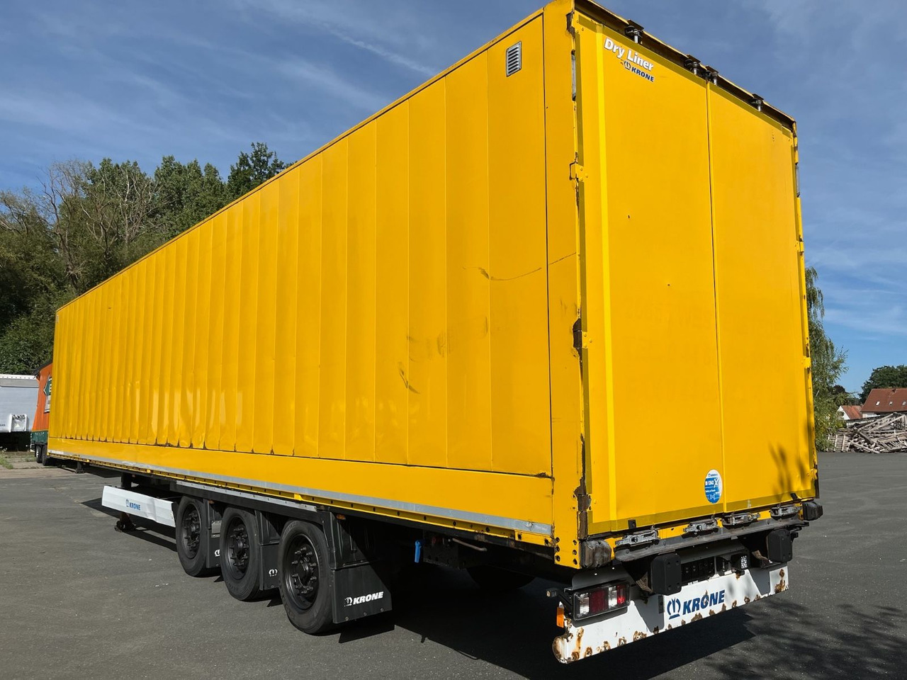 Krone SD/DA03LNF Koffer/TÜV03-2026/Payload-27607kg - Semi-remorque fourgon: photos 4 Krone SD/DA03LNF Koffer/TÜV03-2026/Payload-27607kg - Semi-remorque fourgon: photos 4